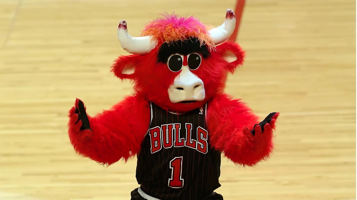 Bennys Reign Reliving The Chicago Bulls Most Iconic Mascot Moments
