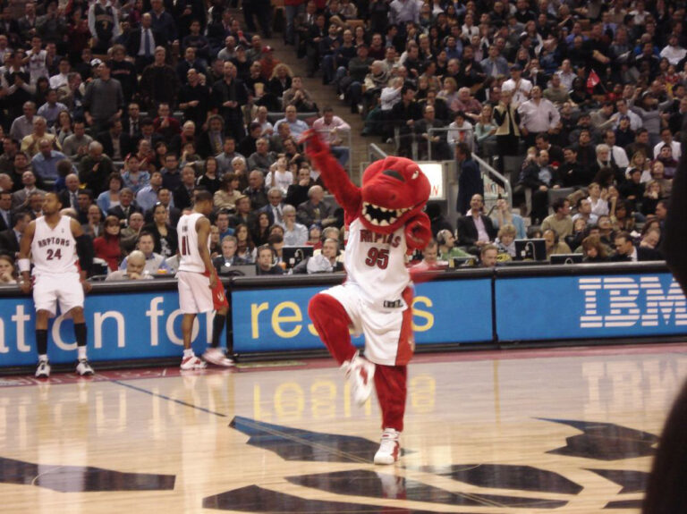 Toronto Raptor Mascot